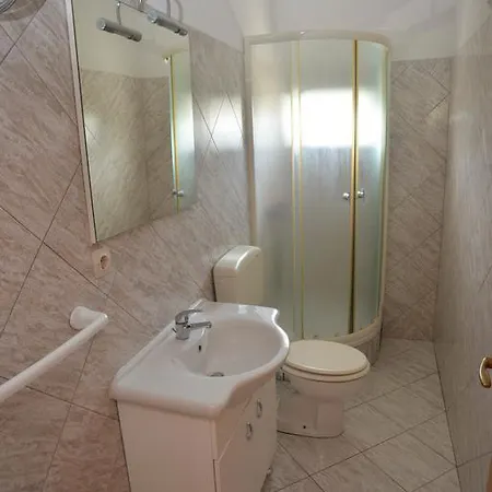 Salamun Apartment *